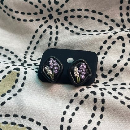 Soft clay earring/purple and black